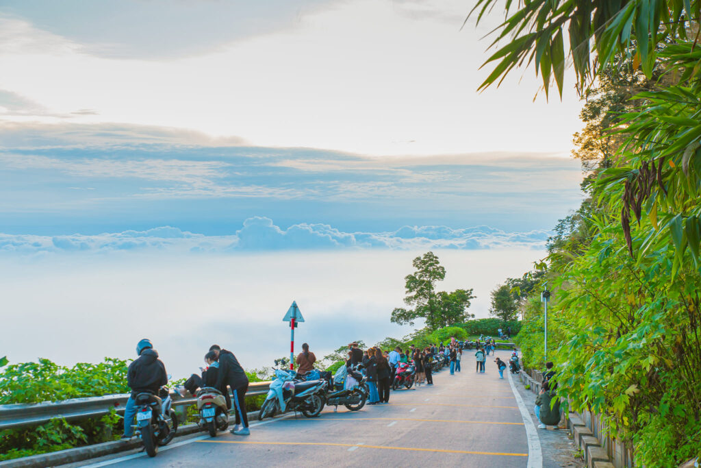 Review Trải Nghiệm Săn Mây Ba Vì Cực Đáng Thử